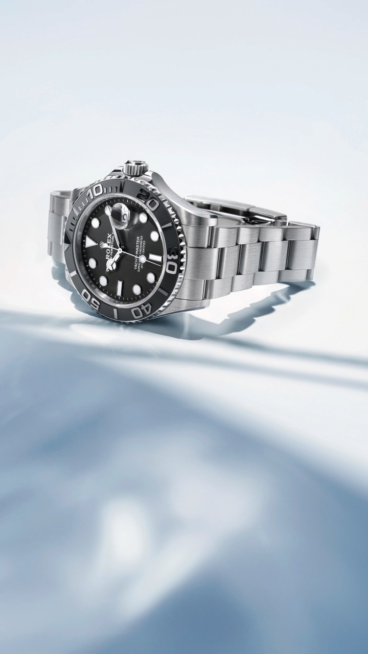 M226627-0001_2403jva_002_720x1280 rolex yacht-master banner - dafc
