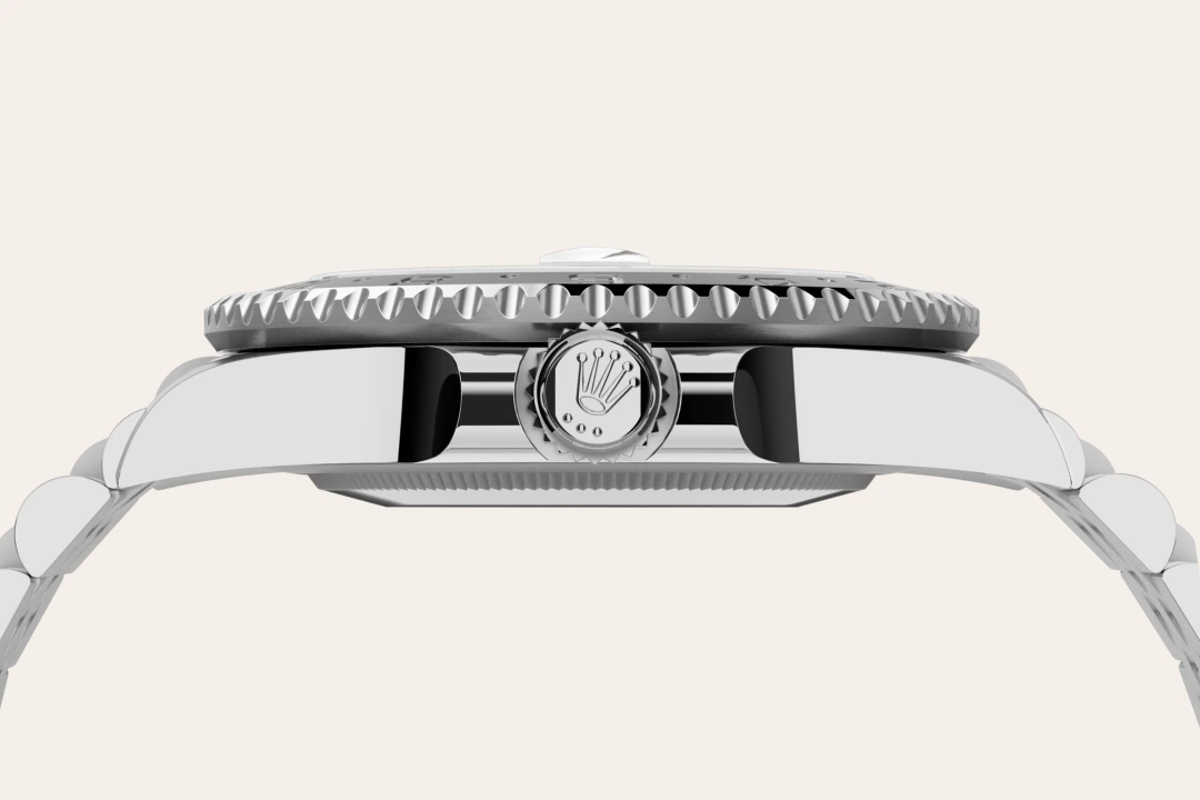 GMT-Master II M126710GRNR-0003 feature 3