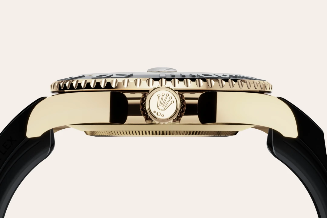 Yacht-Master 42 M226658-0001 feature 2