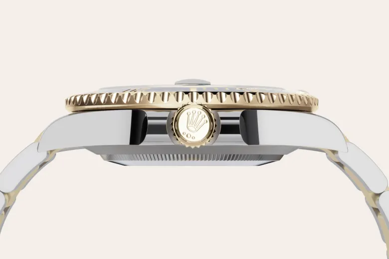 Submariner Date M126613LB-0002 feature 3