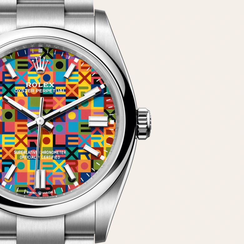 Cận cảnh đồng hồ Rolex Oyster Perpetual 36 chế tác từ thép Oystersteel.