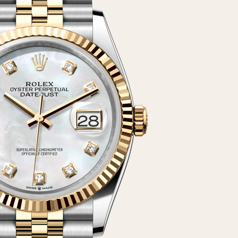 Cận cảnh đồng hồ Rolex Datejust 36 chế tác từ thép Oystersteel và vàng kim.