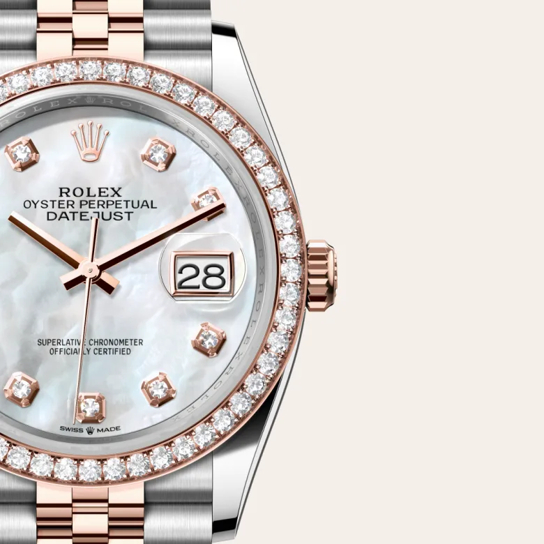 A close-up view of the Rolex Datejust 36 in Oystersteel, Everose gold and diamonds.