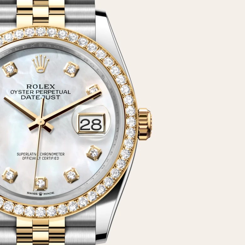 Cận cảnh đồng hồ Rolex Datejust 36 chế tác từ thép Oystersteel, vàng kim và kim cương.