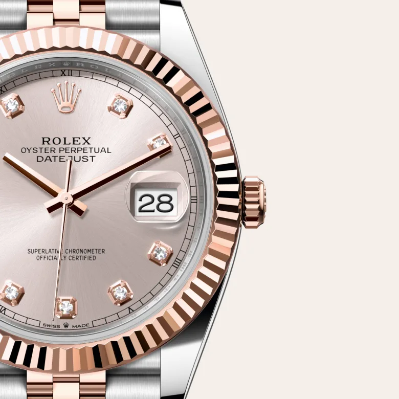 Cận cảnh đồng hồ Rolex Datejust 41 chế tác từ thép Oystersteel và vàng Everose.